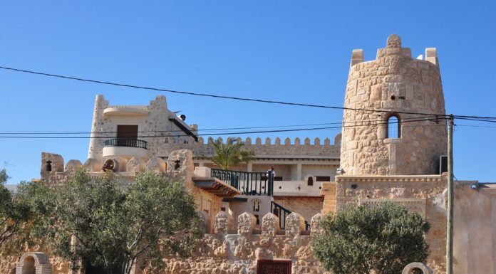 Kerkennah : Maison d’hôte Dar Manaret Kerkennah Prix, Avis, contact & informations