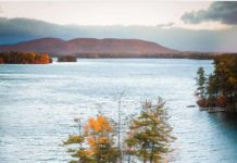 Inspiration : New Hampshire. Photo: @ryanresatka #newhampshire #nature …