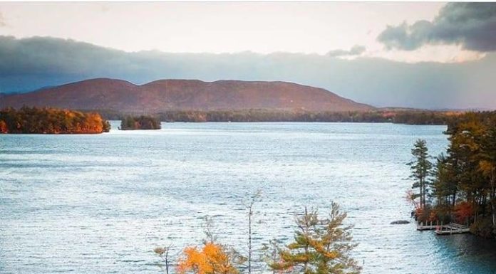 Inspiration : New Hampshire. Photo: @ryanresatka #newhampshire #nature …