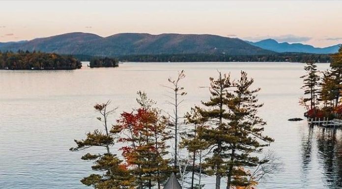 Inspiration : New Hampshire. Photo: @tiffpenguin #newhampshire #nature …