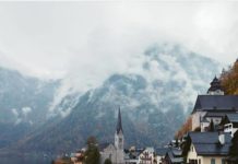 Inspiration : Hallstatt, Autriche. Photo: @alliemtaylor #hallstatt #Autriche …