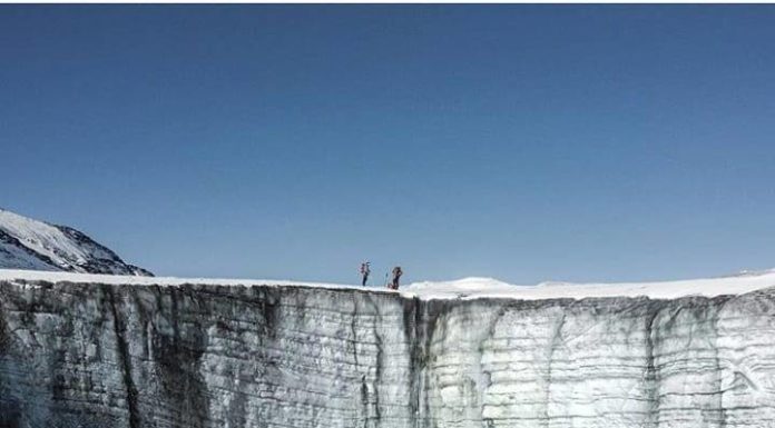 Inspiration : Valais. Photo: @gullerpat #valais #nature #landscape #scener …
