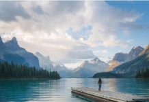 Inspiration : Alberta. Photo: @thismattexists #alberta #nature #landscape ….