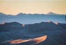 Inspiration : Parc national des Great Sand Dunes. Photo: @lukekonarzewski …