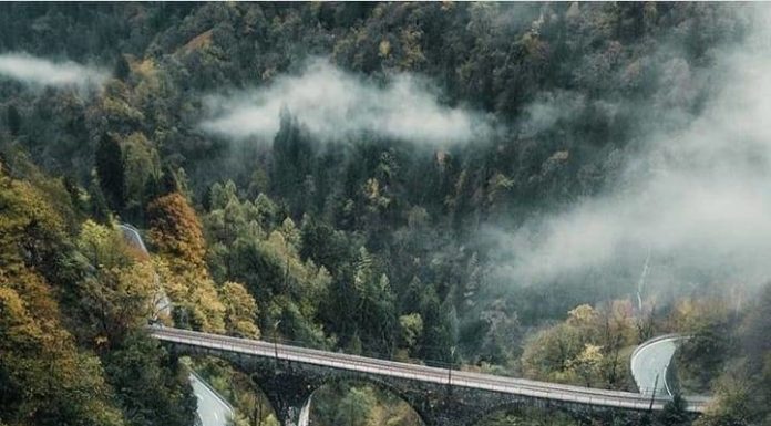 Inspiration : Suisse. Photo: @giuliogroebert #switzerland #nature …