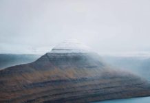 Inspiration : Îles Féroé. Photo: @theolator #faroeislands #nature …