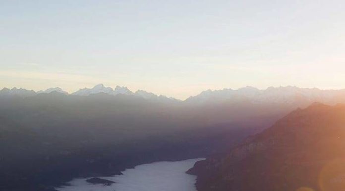 Inspiration : Suisse. Photo: @philippheigel #switzerland #nature …