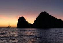 Inspiration : Coucher de soleil sur Cabo San Lucas près de l'Arche, photo prise d …