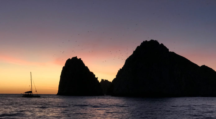 Inspiration : Coucher de soleil sur Cabo San Lucas près de l'Arche, photo prise d …