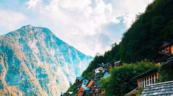 Inspiration : Hallstatt, Autriche. Photo: @mblockk #hallstatt #austria #nat …