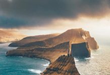 Inspiration : Îles Féroé. Photo: @lennart #wanderlog …