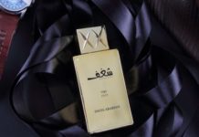 Inspiration : swissarabian:
Shaghaf Oud est un parfum de oud oriental qui …
