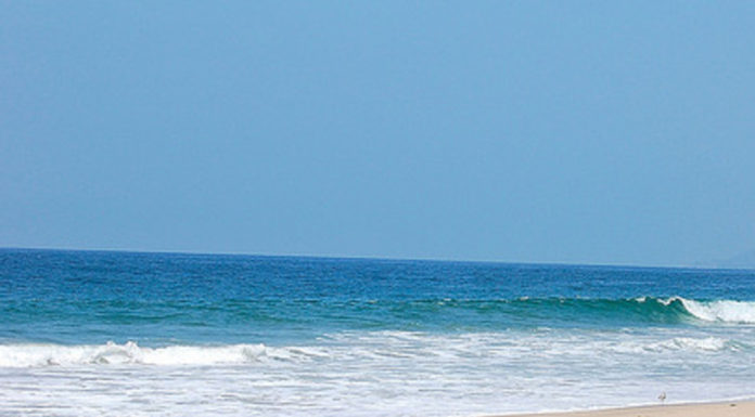 Are California beaches warm? Are California beaches warm?