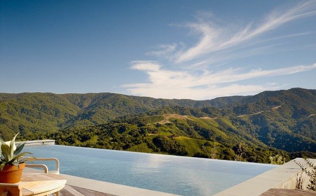 Are infinity pools safe? Are infinity pools safe?