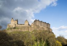 Are there lochs near Edinburgh? Are there lochs near Edinburgh?