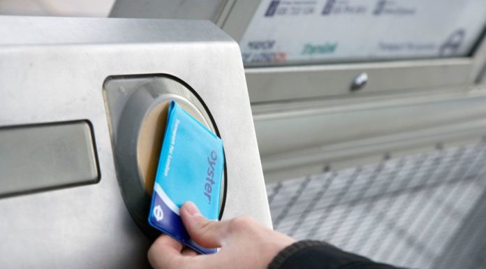 Can I buy an Oyster card at Heathrow Terminal 5? Can I buy an Oyster card at Heathrow Terminal 5?