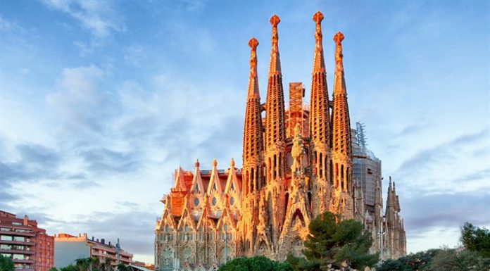 Can I take pictures inside Sagrada Familia? Can I take pictures inside Sagrada Familia?