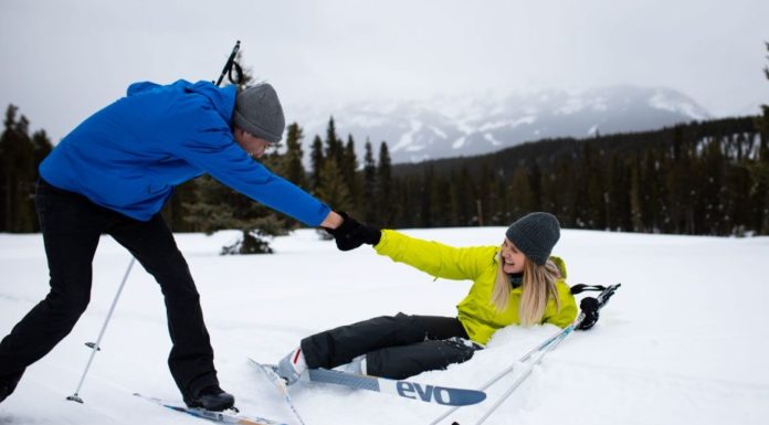 Can I wear a puffer jacket skiing? Can I wear a puffer jacket skiing?