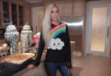 Can anyone go to fashion week in Paris? Can anyone go to fashion week in Paris?