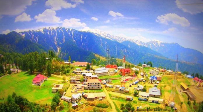 Can we go to Naran Kaghan now? Can we go to Naran Kaghan now?
