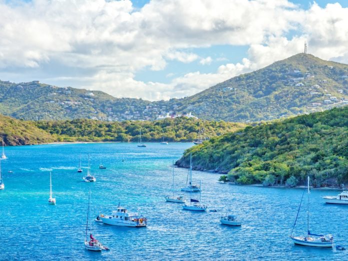 Can you boat from St. Thomas to St. Croix?