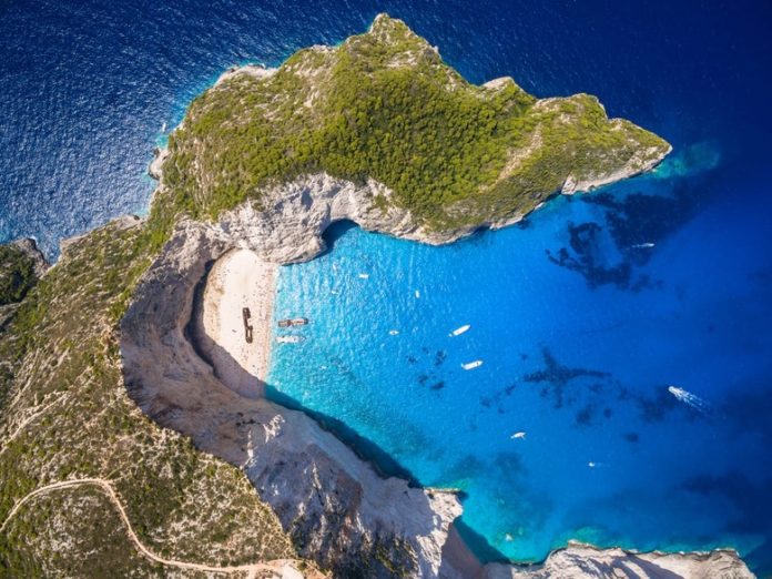 Can you do a day trip from Zante to Kefalonia?