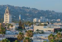 Can you drive by celebrity homes in Beverly Hills? Can you drive by celebrity homes in Beverly Hills?