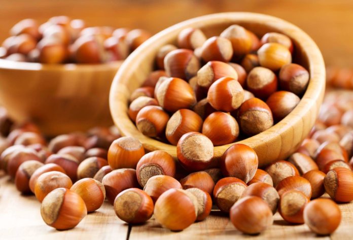 Can you eat macadamia nuts everyday?