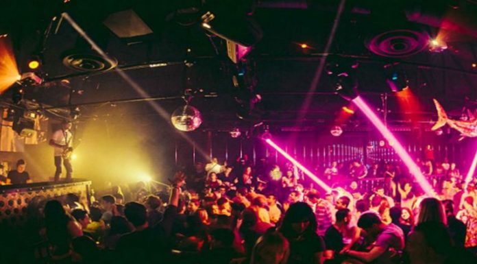 Can you kiss in a club in Dubai? Can you kiss in a club in Dubai?