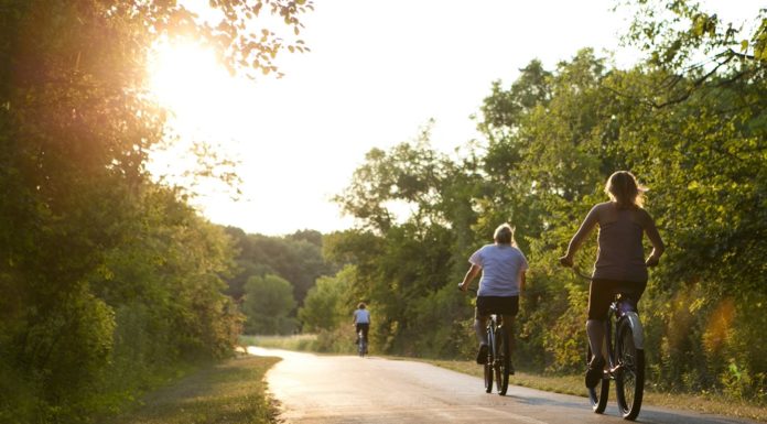 Can you mountain bike in Moab? Can you mountain bike in Moab?