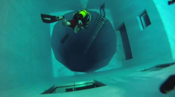 Can you scuba dive 1000 feet?
