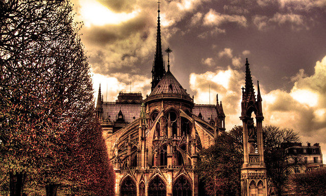 Can you see Notre Dame from Montmartre? Can you see Notre Dame from Montmartre?