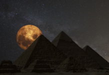 Can you see the Pyramids of Giza at night? Can you see the Pyramids of Giza at night?
