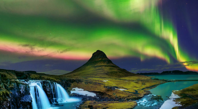 Can you see the northern lights in Iceland? Can you see the northern lights in Iceland?