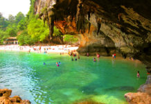 Can you snorkel at Railay Beach? Can you snorkel at Railay Beach?