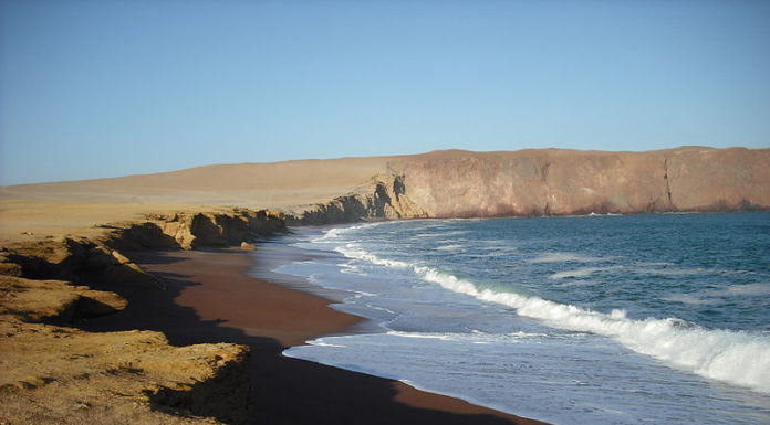 Can you swim at Playa Hermosa? Can you swim at Playa Hermosa?