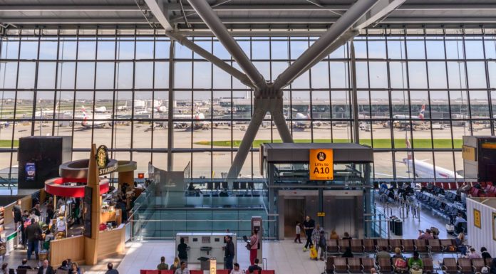 Can you walk between Heathrow terminals? Can you walk between Heathrow terminals?