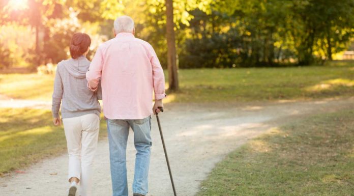 Can you walk down to Shipwreck Beach? Can you walk down to Shipwreck Beach?