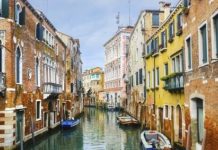 Can you walk everywhere in Venice? Can you walk everywhere in Venice?