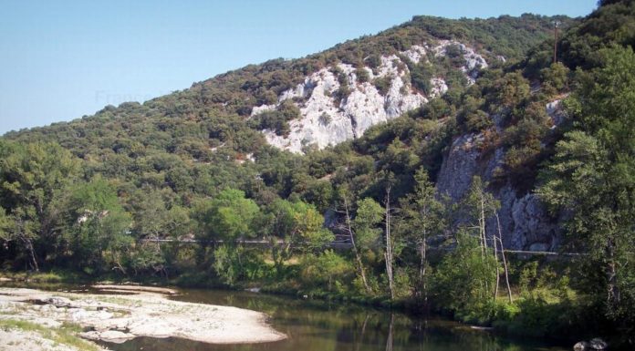 Comment aller au Pont du Gard en train ? Comment aller au Pont du Gard en train ?
