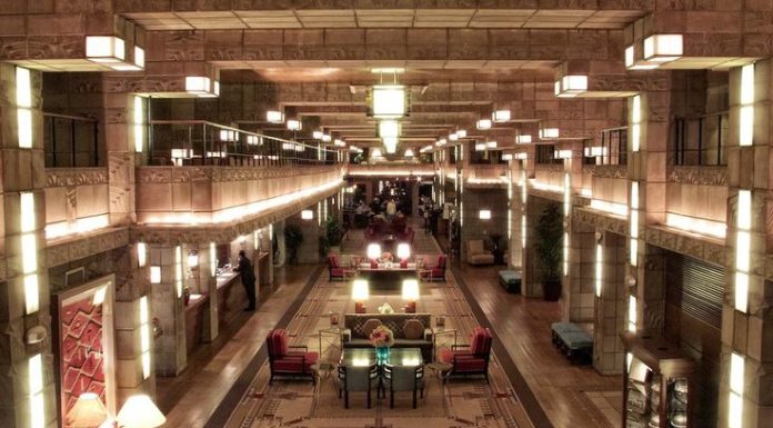 Did Frank Lloyd Wright design the Arizona Biltmore? Did Frank Lloyd Wright design the Arizona Biltmore?