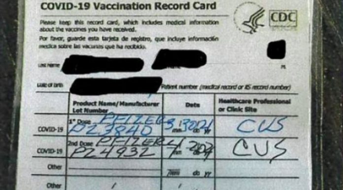 Do I have to have a Covid vaccine to fly to Hawaii? Do I have to have a Covid vaccine to fly to Hawaii?