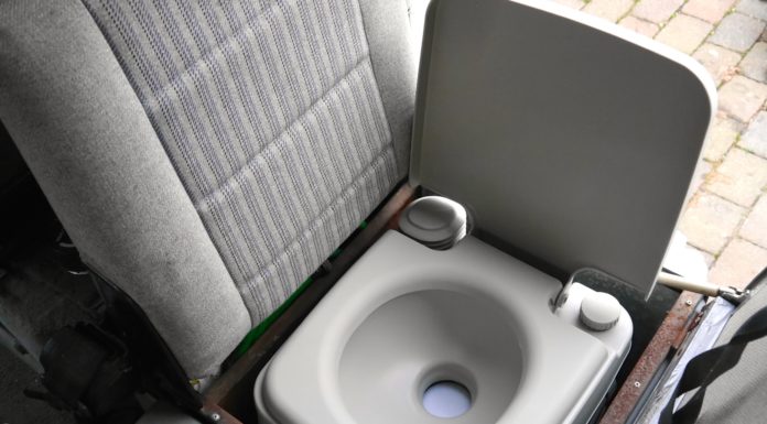 Do lifeboats have toilets? Do lifeboats have toilets?