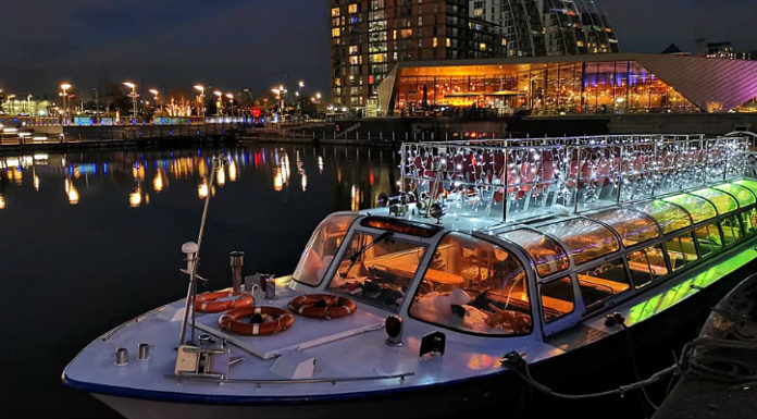 Do river cruises sail at night? Do river cruises sail at night?