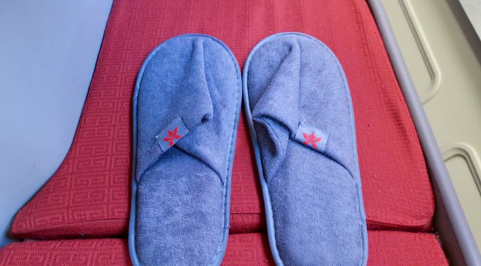 Do you get Pyjamas on Finnair business class? Do you get Pyjamas on Finnair business class?