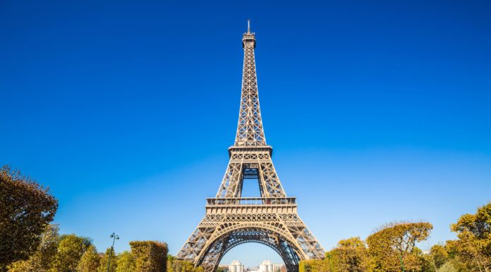 Does Air France have free food? Does Air France have free food?