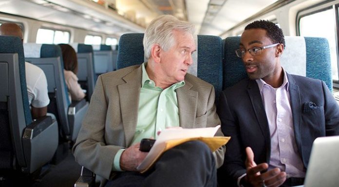 Does Amtrak Business Class include drinks? Does Amtrak Business Class include drinks?