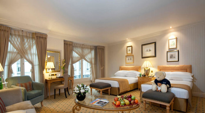Does Arsenal have hotel? Does Arsenal have hotel?