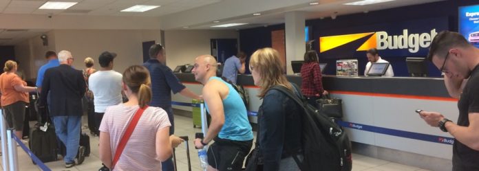 Does Denver Airport have Budget Fastbreak?