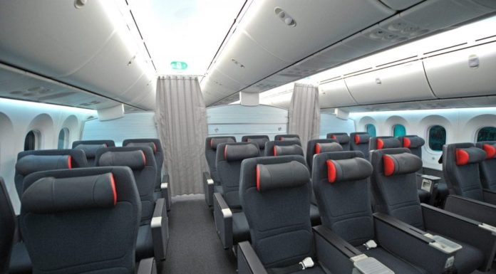 Does Finnair have premium economy? Does Finnair have premium economy?